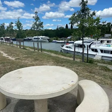 Appartement Emile Zola - Grand Proche Gare Et Polygone - Parking Gratuit- Béziers